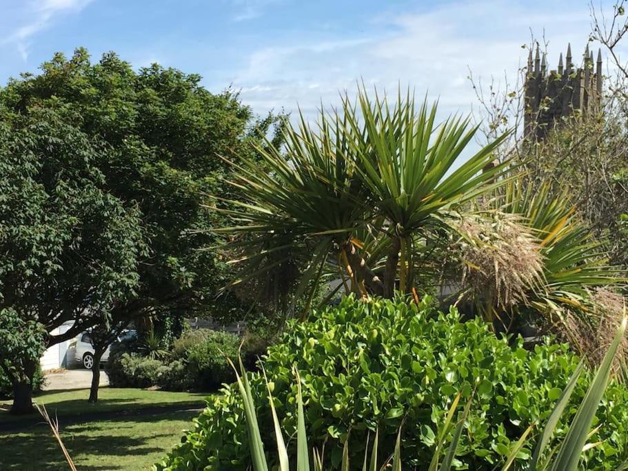 2Bed With Pool & Sea View Apartment New Quay